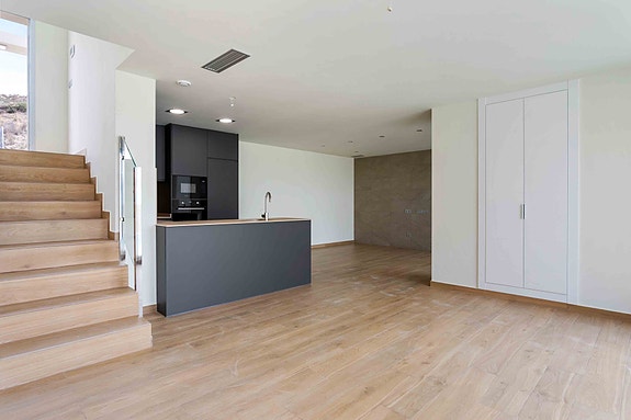 En megler med gode referanser -  SPANIA1.no