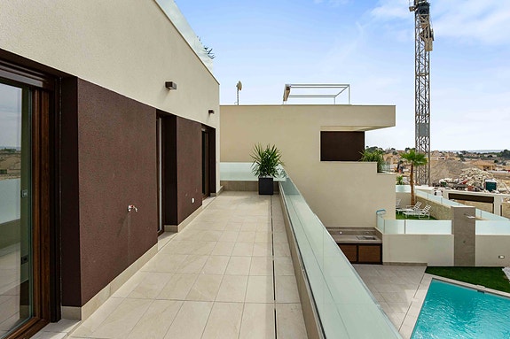 En megler med gode referanser -  SPANIA1.no