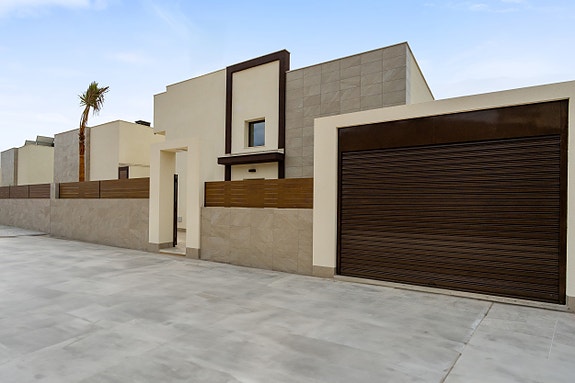 En megler med gode referanser -  SPANIA1.no