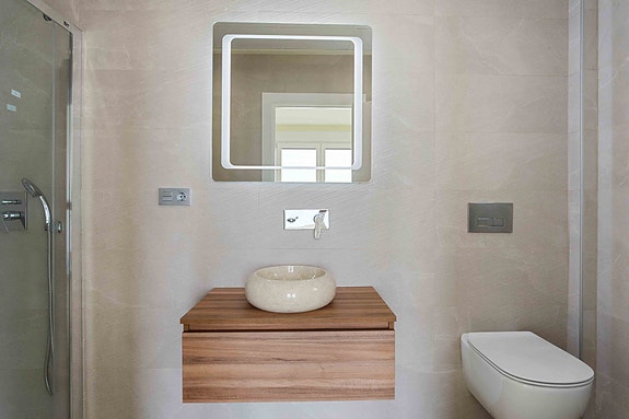 En megler med gode referanser -  SPANIA1.no