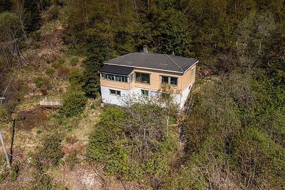 Hålandsvegen 17 v/Fjordane Eiendomsmegling