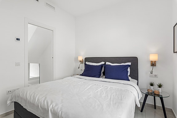 En megler med gode referanser - SPANIA1.no