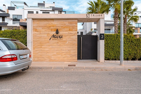 Inngang til komplekset