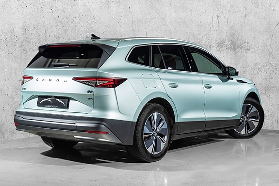 Skoda Enyaq 2 of 30
