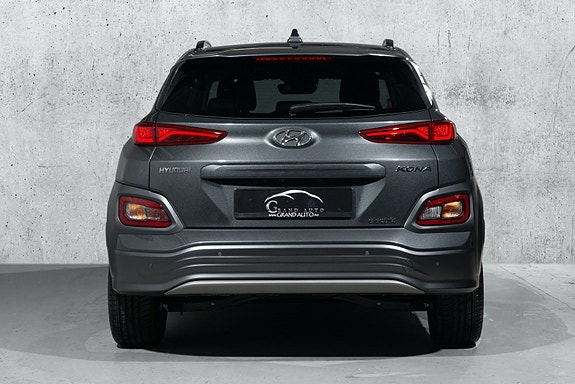 Hyundai Kona 4 of 28