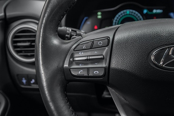 Hyundai Kona 17 of 28