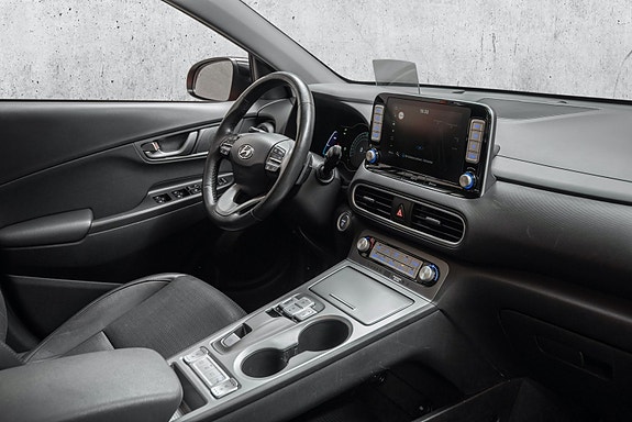 Hyundai Kona 10 of 28