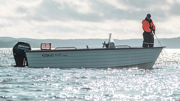 Sting 600 PRO Hokland Marina edition med + pakke og Mercury F80ELPT