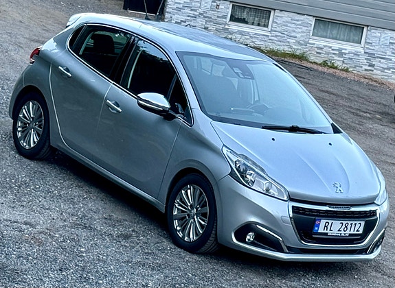 Peugeot 208 7 of 30