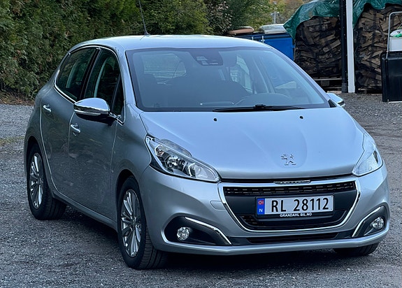 Peugeot 208 5 of 30