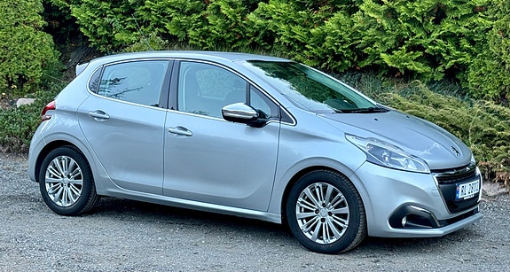 Peugeot 208 4 of 30