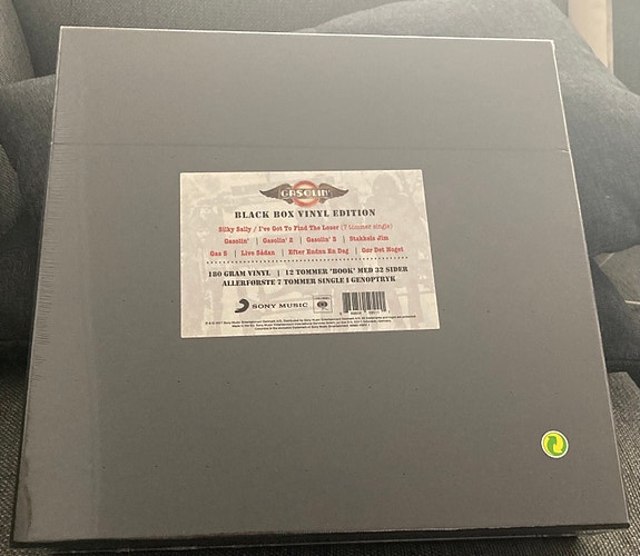 Product image 2 of 2