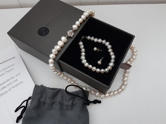 Product image 1 of 6