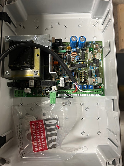 Product image 3 of 9