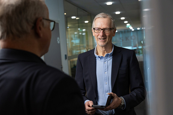 Jobb tett sammen med både bedrifts- og forsikringsrådgivere