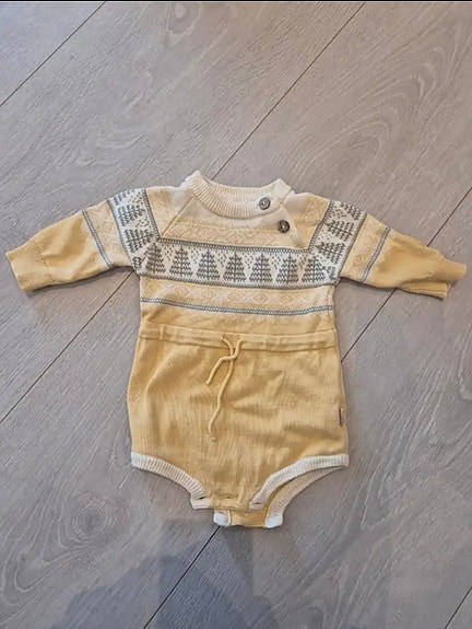 Product image 1 of 2