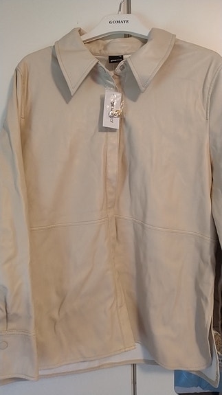 Product image 1 of 4