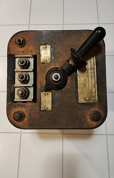 Product image 1 of 10