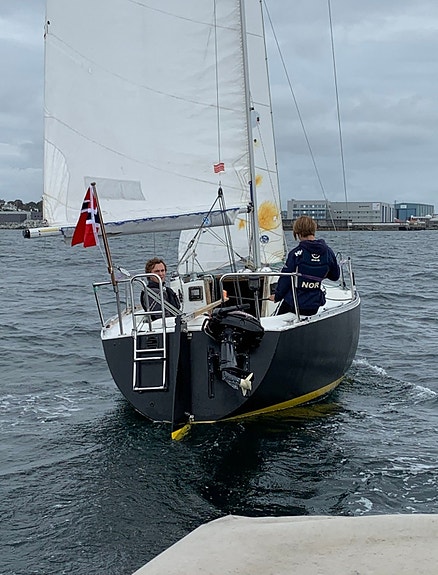 Lettseilt Albin Express 26 fot m/6 hk leies ut, m/u instruktør 3 of 7
