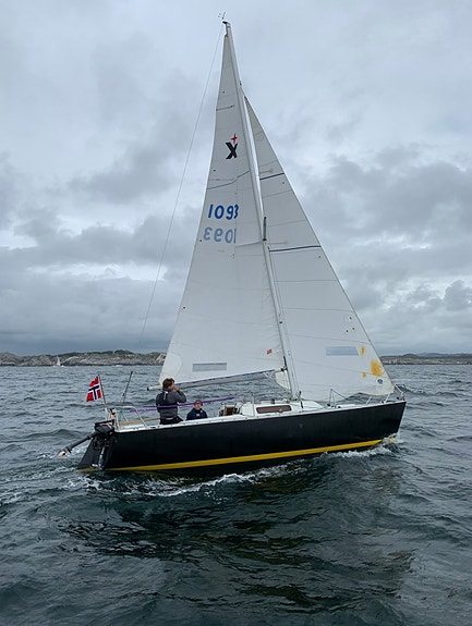 Lettseilt Albin Express 26 fot m/6 hk leies ut, m/u instruktør 4 of 7