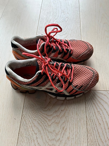 Running Shoe Asics Gel Kinsei Brun Asics Kinsei 4, 39,5 FINN-torget