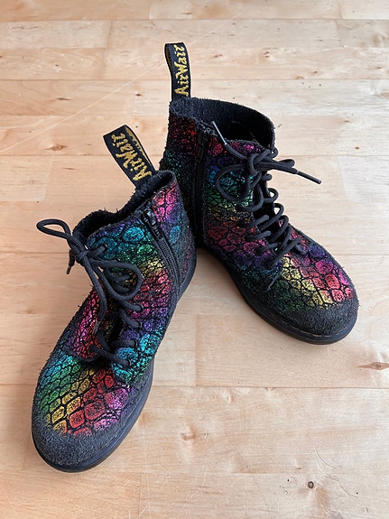 Product image 1 of 6