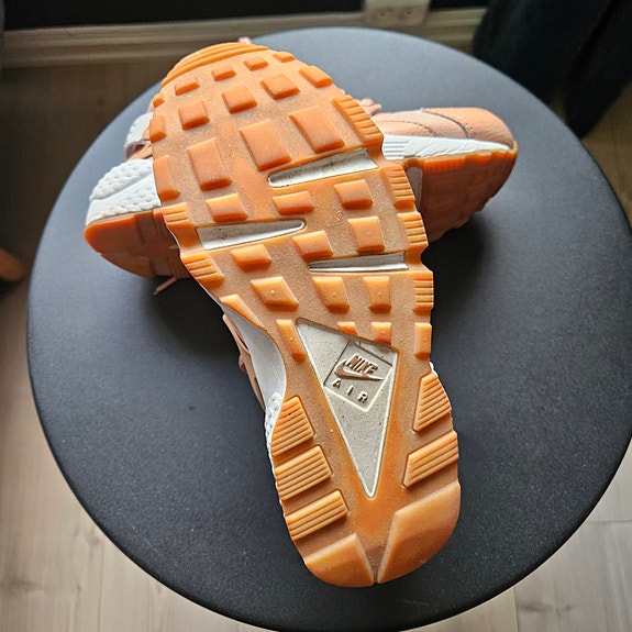 Nike Air Huarache Run sneakers, 36,5 FINN-torget