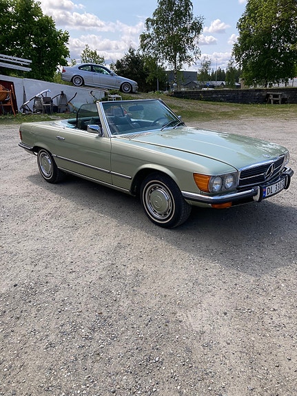 Mercedes-Benz 450 SL 1 of 5