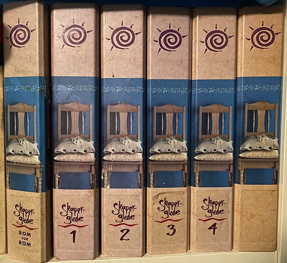 Product image 1 of 3