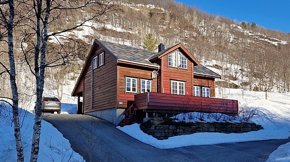 Stor familievennlig fjellhytte i Eikedalen