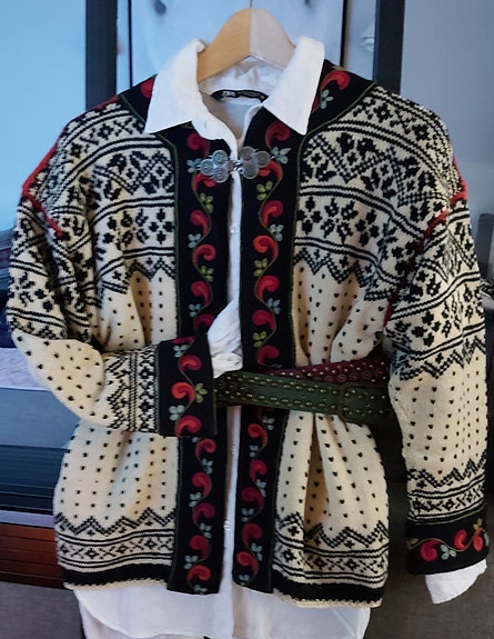 Product image 2 of 9