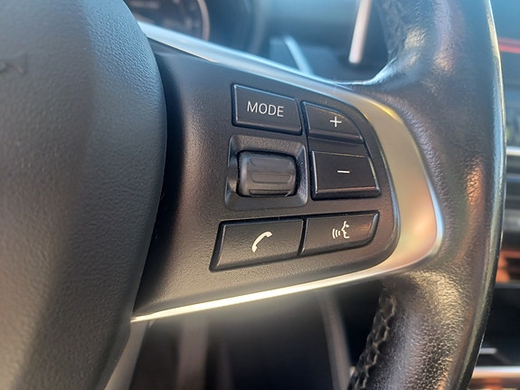 BMW 218d 23 of 30