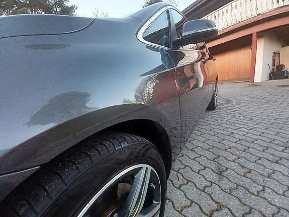 BMW 218d 2 of 30