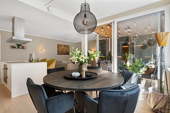 Heggedal Torg 4 til salgs ved Lasse Bastrup - EIE eiendomsmegling.