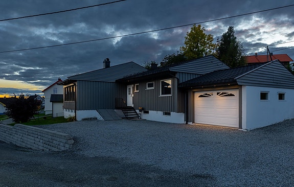 Velkommen til Bregneveien 4 - Presentert av Kristian Ruud i Eiendomsmegler 1 Modum (privat bilde tatt av selger)