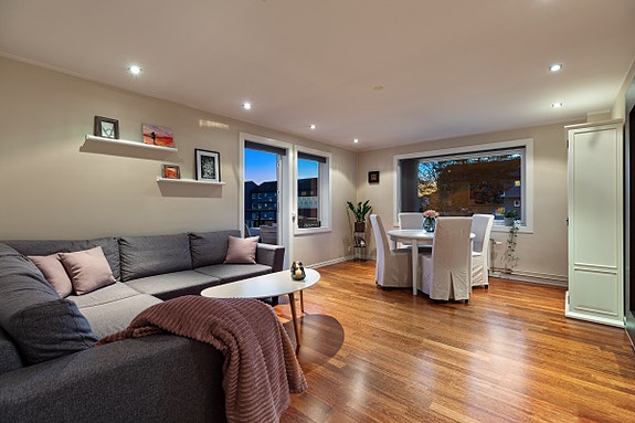 Eiendomsmegler Krogsveen v/Per Inge Hunvik ønsker velkommen til Vestbygata 6A