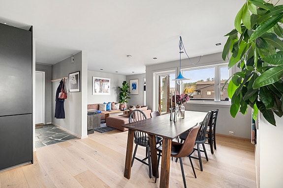 Tingbrekk 2C presenteres av Kay Stian Espeland og Thea Langeland Solheim