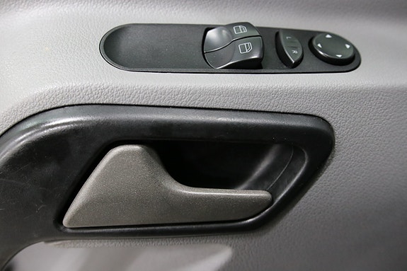 Mercedes-Benz Sprinter-Klasse 23 of 26