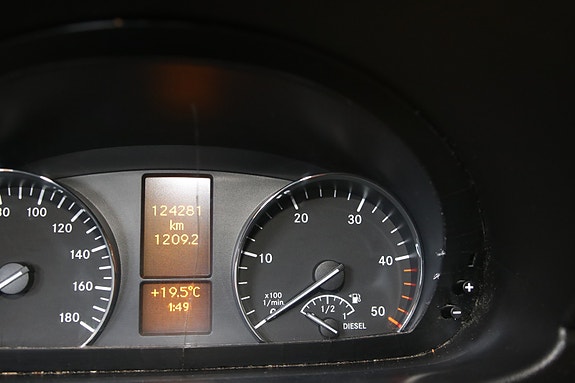 Mercedes-Benz Sprinter-Klasse 16 of 26