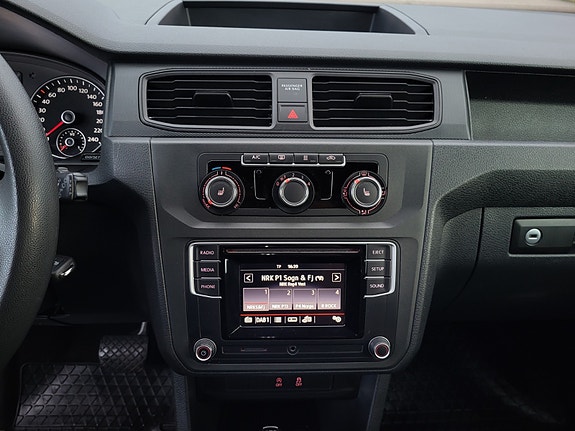 Volkswagen Caddy Maxi 14 of 22