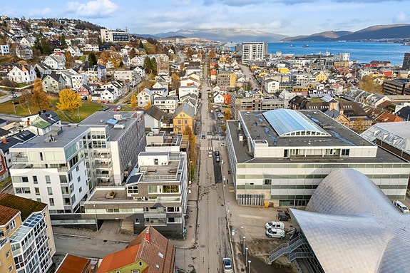 EiendomsMegler 1 Nord-Norge avd. Næringseiendom presenterer Vestregata 40 i Tromsø sentrum. Foto: EFKT