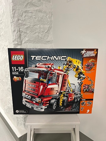 LEGO Technic 8258 kranbil. ( Forseglet )