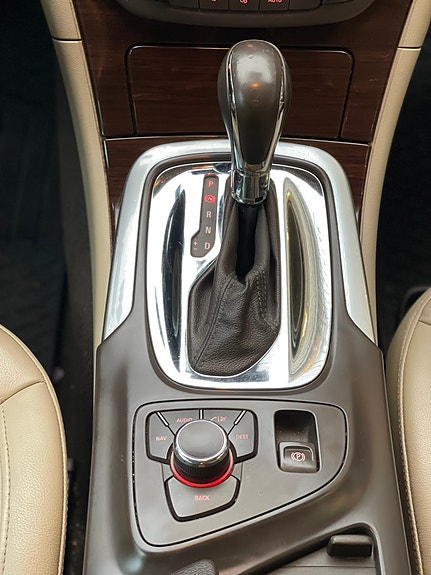 Opel Insignia 18 of 30
