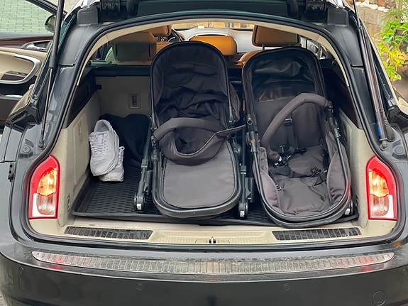 Opel Insignia 25 of 30