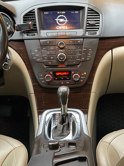 Opel Insignia 19 of 30