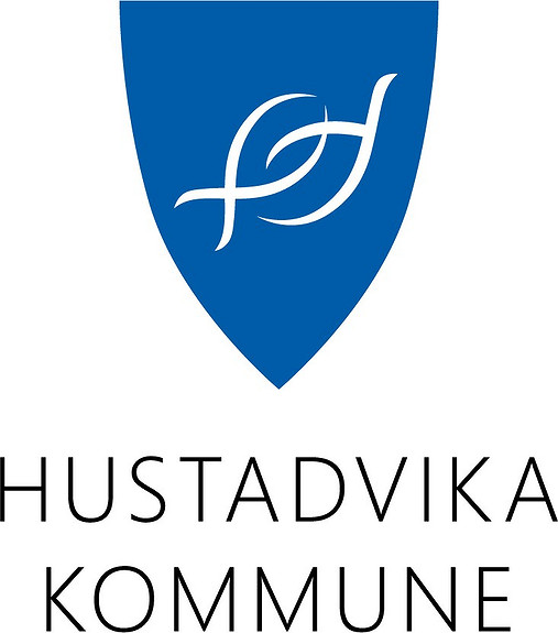 HUSTADVIKA KOMMUNE (921133642) logo