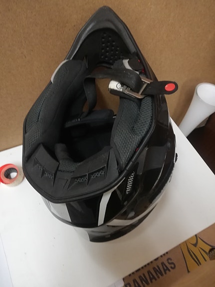 Product image 7 of 8