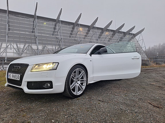 Audi S5 8 of 19