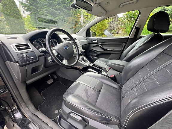 Ford Kuga 6 of 7