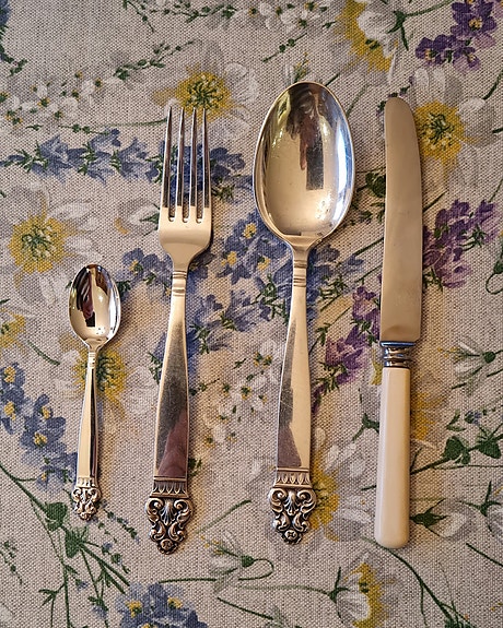 Product image 1 of 7
